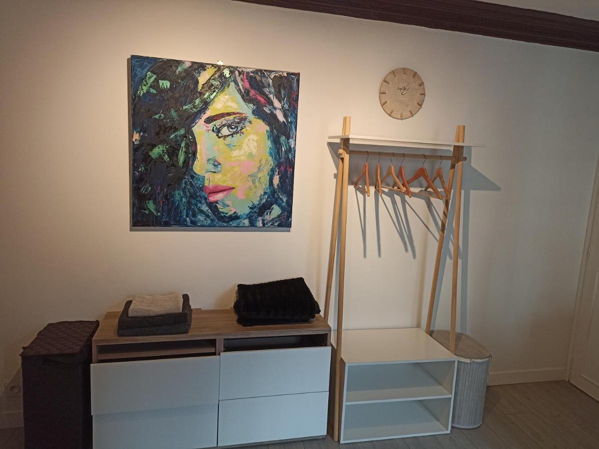 Charmant Appartement Plein Centre Auray Luaran gambar